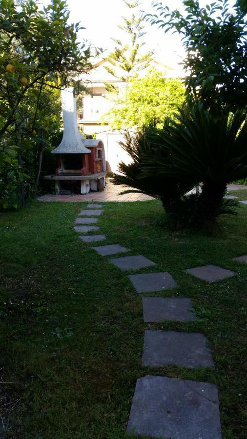 Home Denise E Luca Latina Luaran gambar