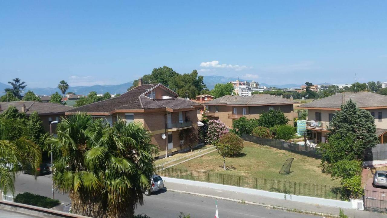 Home Denise E Luca Latina Luaran gambar