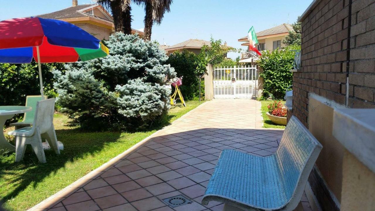 Home Denise E Luca Latina Luaran gambar