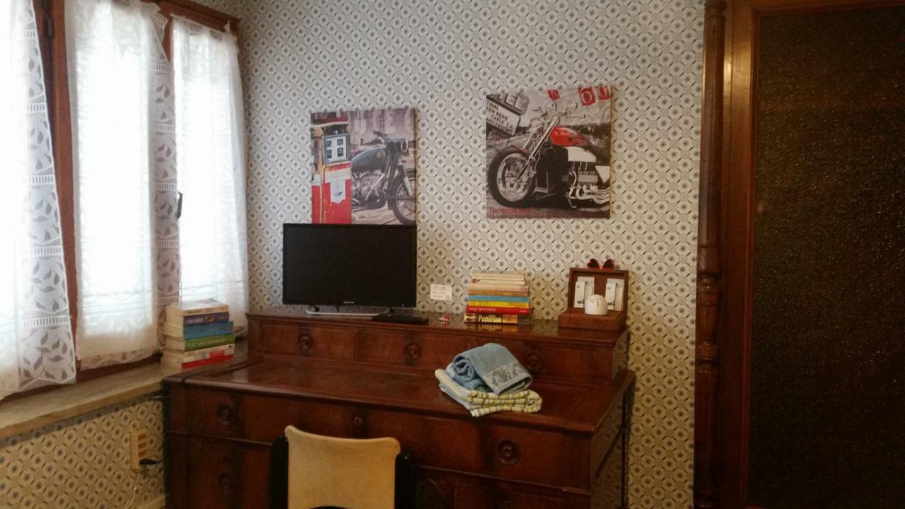 Home Denise E Luca Latina Luaran gambar